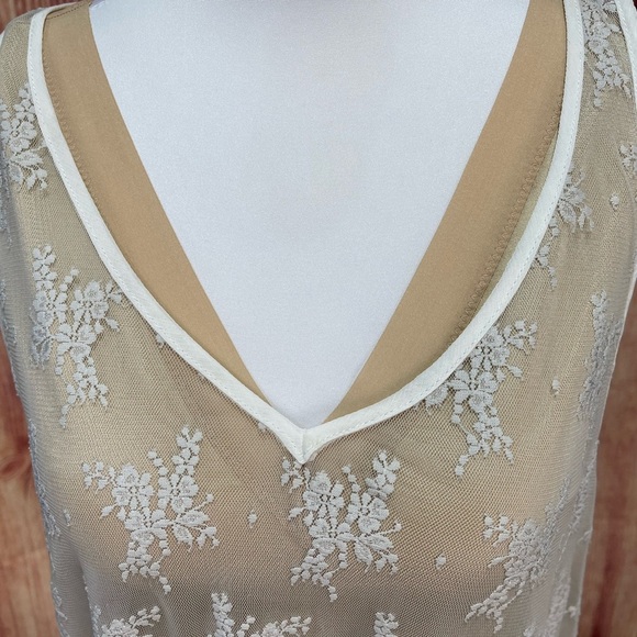 Abercrombie & Fitch sheer lace floral Tank top women’s size M - Picture 7 of 17
